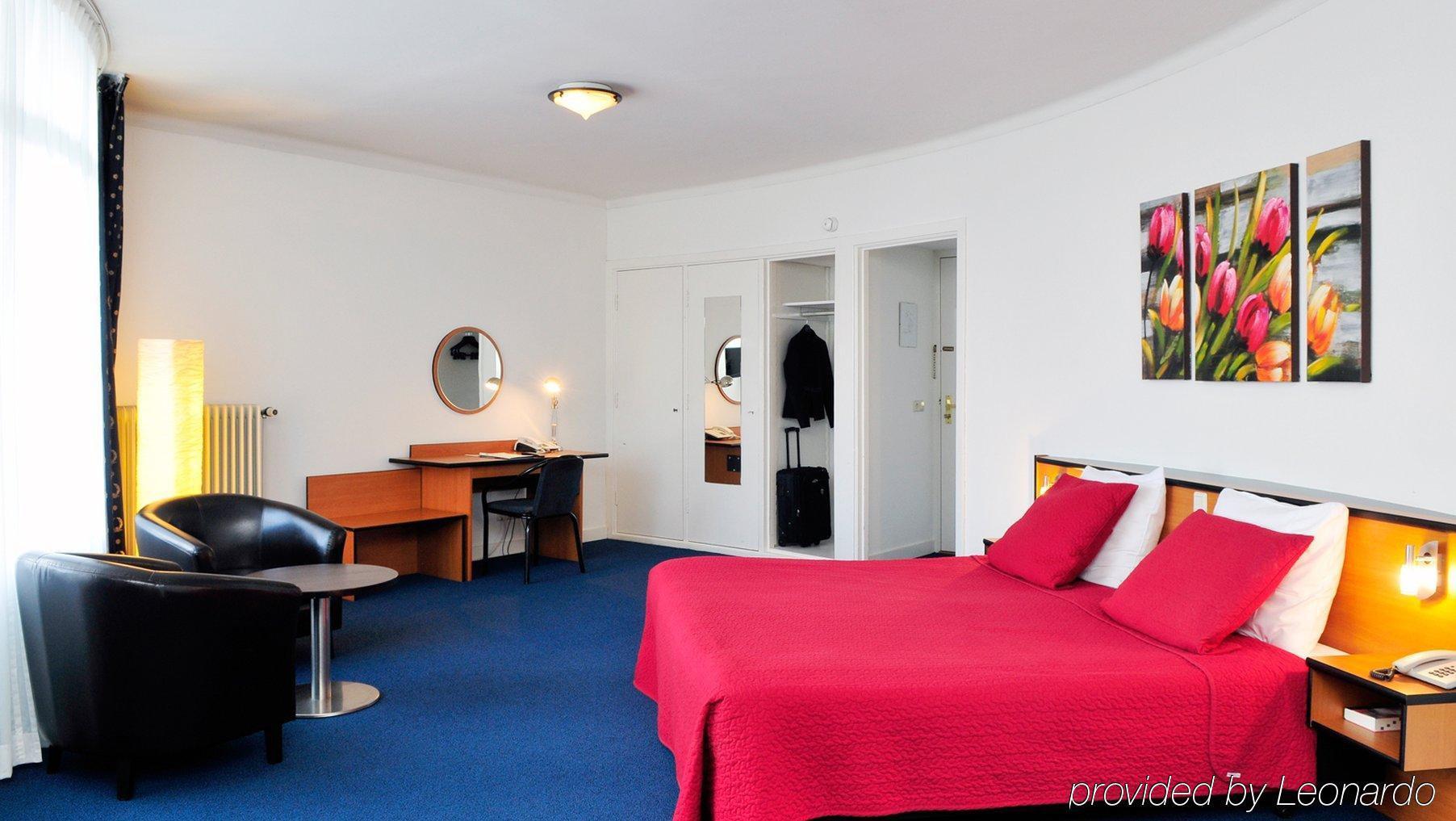Gooiland Hotel Hilversum Exterior photo